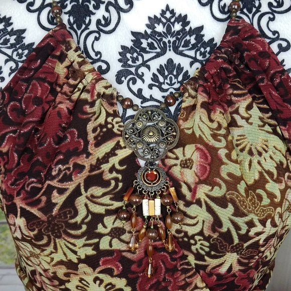 💖💖2 FOR $20💖💖 E BY ECI SLEEVELESS BEADED BURGUNDY & SAGE TOP (M) - Picture 3 of 9